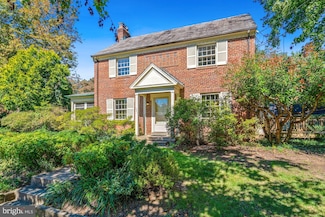 3221 Jocelyn St NW, Washington, DC 20015