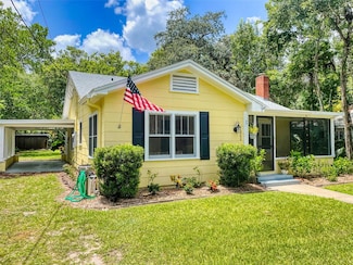 1202 Magnolia St, New Smyrna Beach, FL 32168