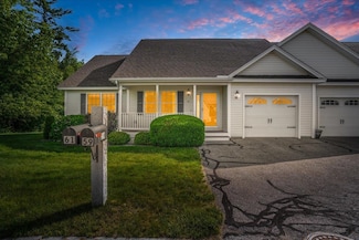61 Leddy Dr, Epping, NH 03042
