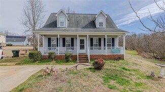 802 N Fifth St, Mebane, NC 27302
