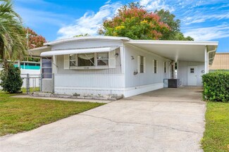39108 Ola Ave, Zephyrhills, FL 33542