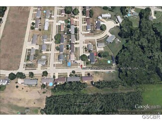 1304 Fairbanks Ct, Sioux City, IA 51109