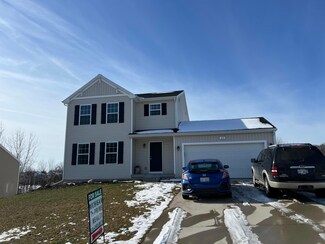 221 Station Hill St, Galesburg, MI 49053