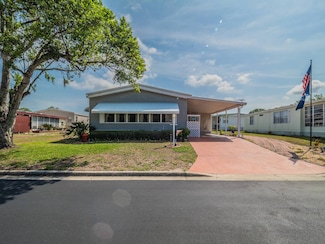 25824 Barcelona Blvd, Leesburg, FL 34748