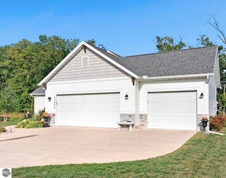 11596 Sessions Dr NW, Grand Rapids, MI 49534