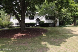 2263 Sweetbrier Rd, Schenectady, NY 12309