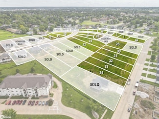 805 Woodside Dr, Marshalltown, IA 50158