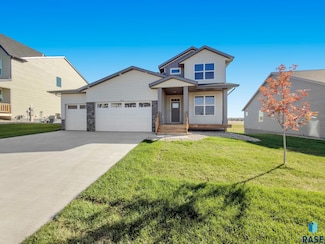 2916 S Copper Creek Ave, Sioux Falls, SD 57110