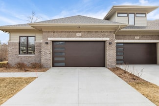 7475 Gramercy Cir, West Bloomfield Township, MI 48322
