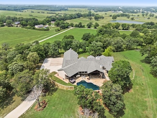 248 Howard Rd, Valley View, TX 76272