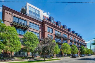 600 Broadway Ave NW Unit 420, Grand Rapids, MI 49504