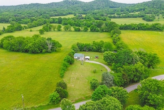 410 Sinking Creek Rd, Petersburg, TN 37144