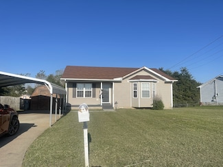 522 Potomac Dr, Oak Grove, KY 42262