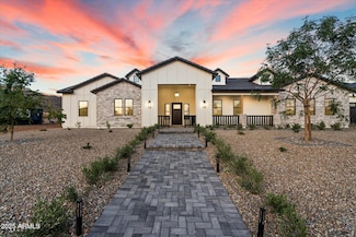 3323 N 81st St, Mesa, AZ 85207