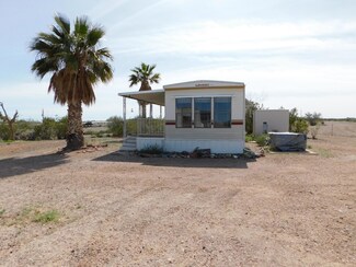 26432 Yellow Bird Dr, Bouse, AZ 85325