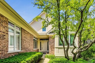 2548 Buckland Ln, Northbrook, IL 60062