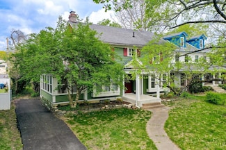 825 Far Hills Ave, Dayton, OH 45419