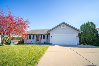 307 Scott Dr, de Forest, WI 53532