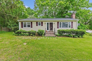 3 Pattagansett Ct, Niantic, CT 06357