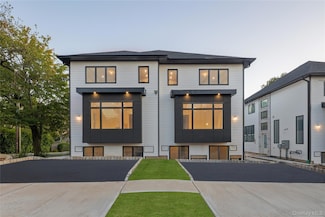 20 W Funston Ave Unit 212, Spring Valley, NY 10977