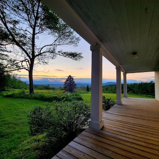 199 Lovell Rd, Sweden, ME 04040