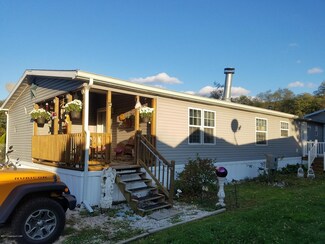 93 Andrew Dr, Ashley, PA 18706