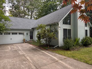 6935 2nd St, Douglas, MI 49406