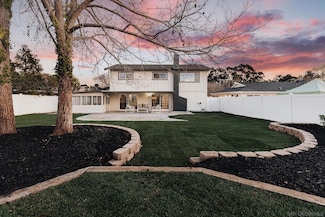 3624 Governor Dr, San Diego, CA 92122