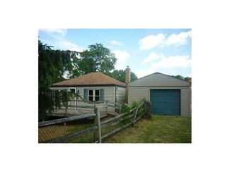 123 1st St, West View, PA 15229