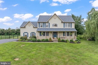 303 Briarwood Ln, Swedesboro, NJ 08085