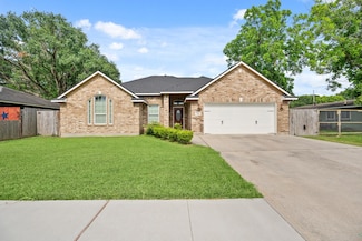 2204 Merle St, Pasadena, TX 77502