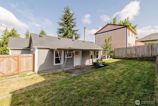 2911 Farragut St, Bremerton, WA 98312