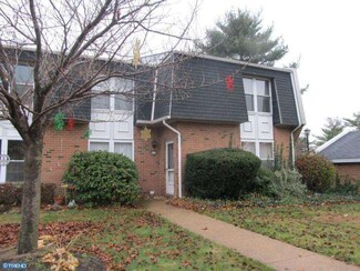 1118 Harbour Dr, Palmyra, NJ 08065