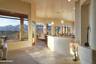 7541 E Crested Saguaro Place, Tucson, AZ 85750
