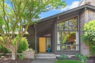 11197 Killdeer Ln NE, Bainbridge Island, WA 98110