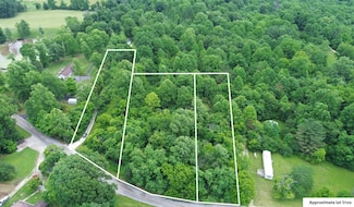 7445 S Rockport Rd, Bloomington, IN 47403