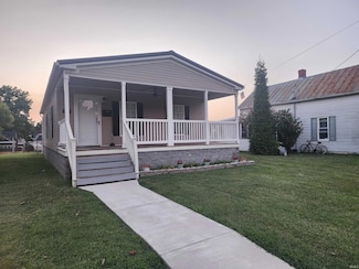 1213 10th St, Tell City, IN 47586