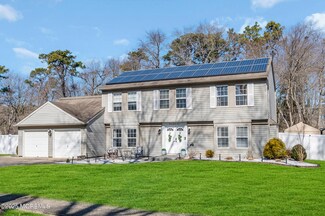 381 Kildare Dr, Toms River, NJ 08753