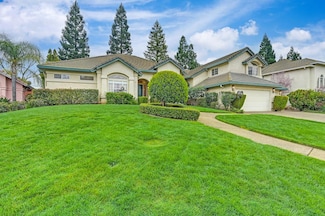 8830 Barrister Ln, Fair Oaks, CA 95628