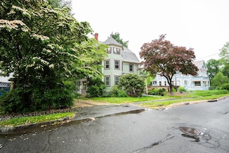18 N Prospect St, Amherst, MA 01002