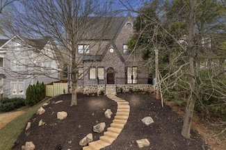 239 E Wesley Rd NE, Atlanta, GA 30305