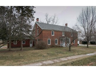 4226 V St, Homestead, IA 52236
