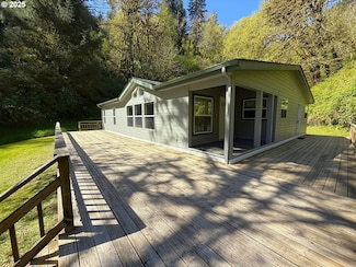2647 S Tenmile, Lakeside, OR 97449