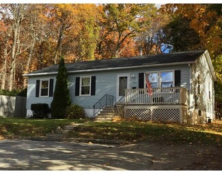 103 Clay St, Worcester, MA 01610