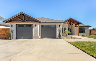 10156 Victoria Dr, Redding, CA 96001