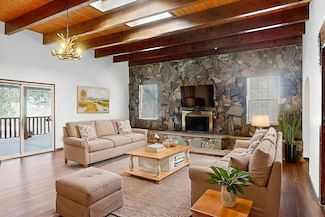 3213 May Cir SE, Rio Rancho, NM 87124