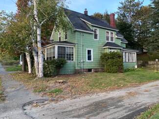 69 Maine Ave, Millinocket, ME 04462