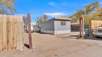 739 Garden Rd SW, Albuquerque, NM 87105