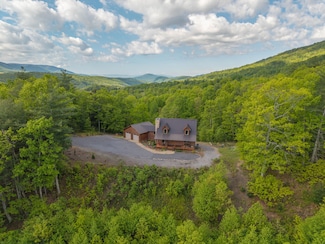 141 Seven Ridges Rd, Hot Springs, VA 24445