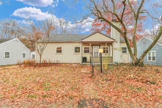 108 W Vermont Ave, Urbana, IL 61801